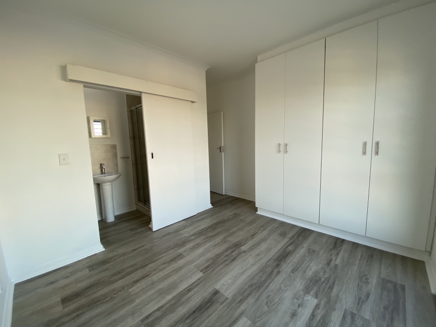 2 Bedroom Property for Sale in Parklands Western Cape